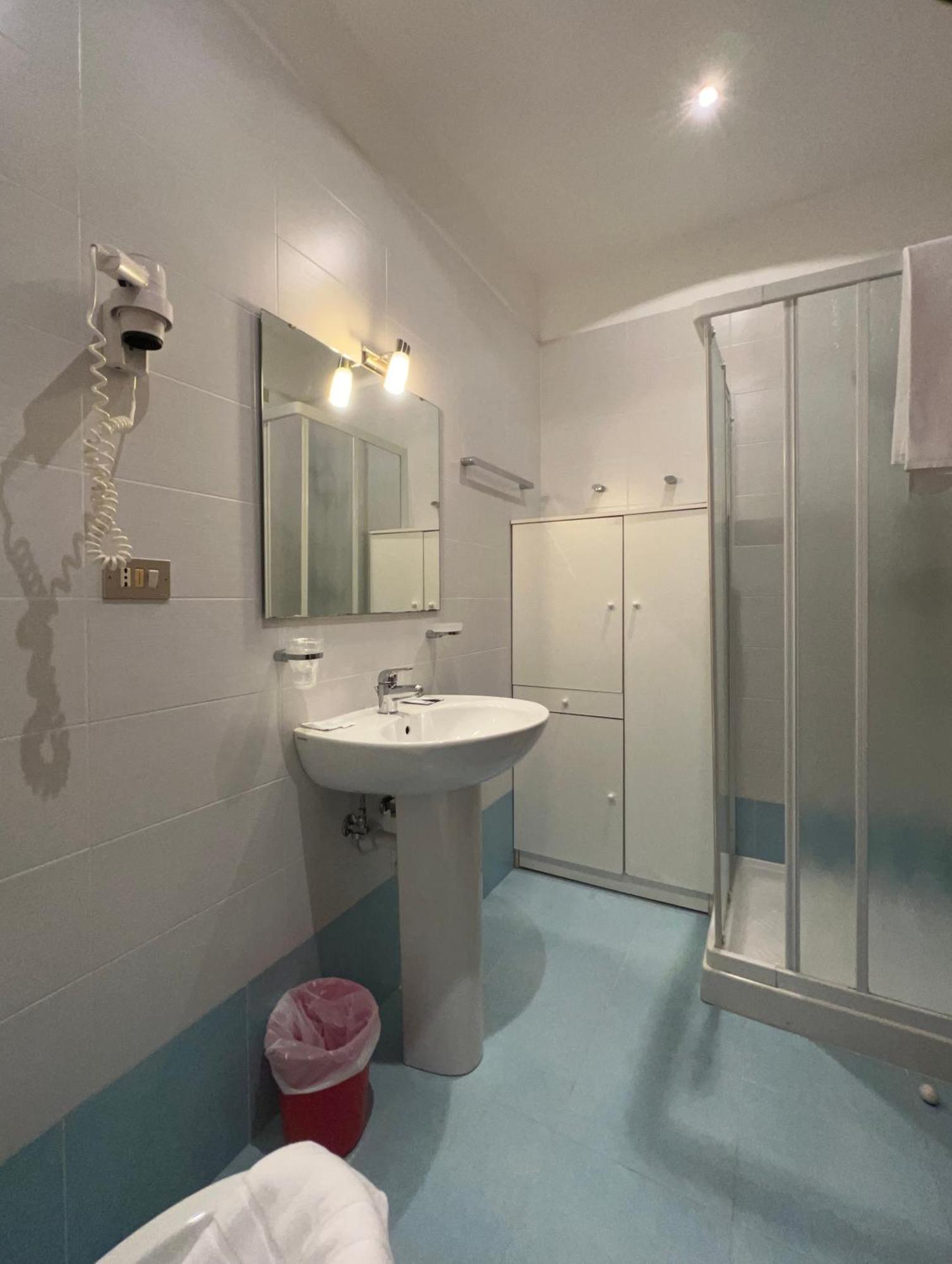 Hotel Myriam Lignano Sabbiadoro Ngoại thất bức ảnh